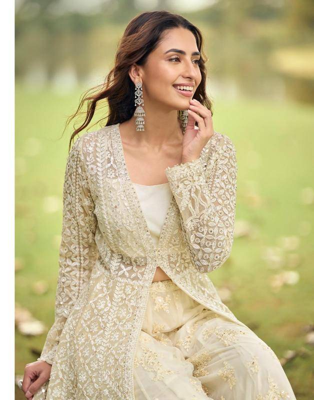 Sayuri sabnam Indian Salwar Kameez manufacturers